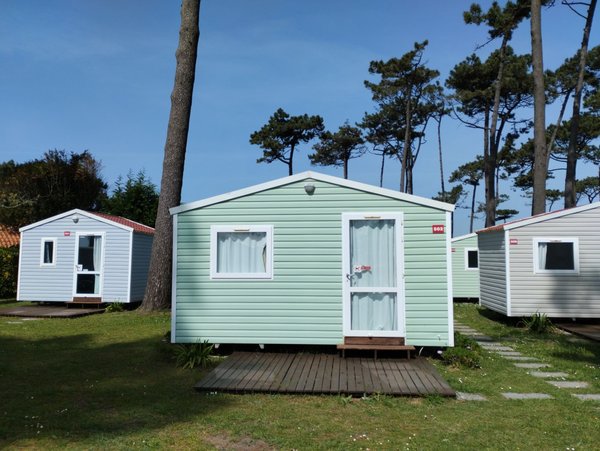 Pourquoi acheter un mobil home dans un camping sur l'Ile de Ré 4 étoiles ?